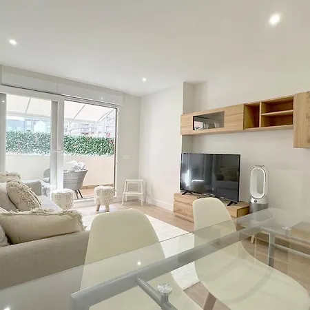 Apartamento Reformado Con Terraza En El Centro *